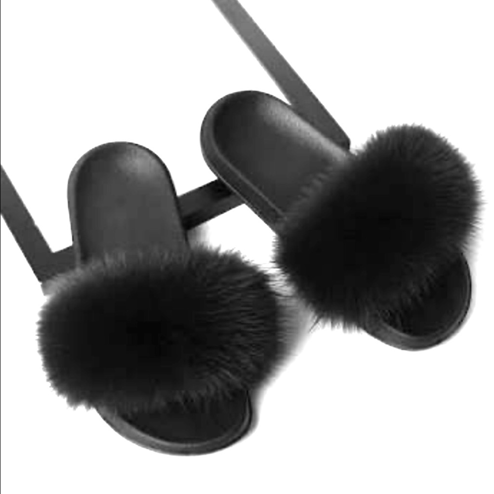 Fur slides brand new
